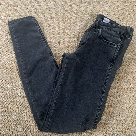 H&M Denim - H&M Super Skinny Low Waist Jeans